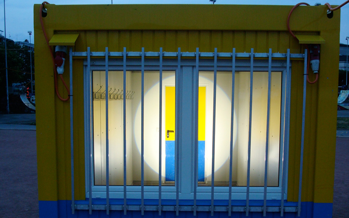 container-fiction